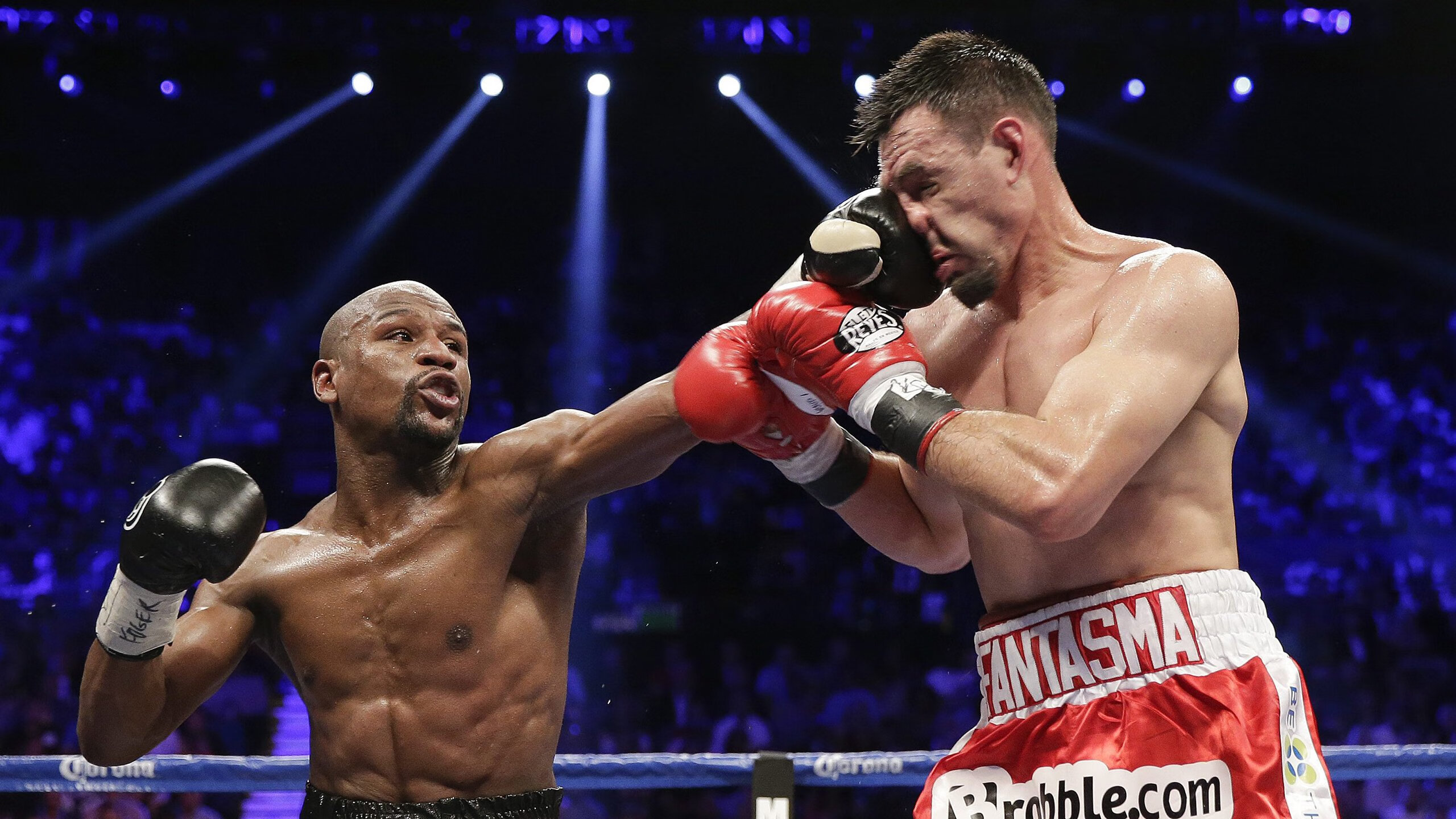 AYX GAMING-帕特森引领袋鼠队形成致命反击，成为战术核心，帕特森拳击